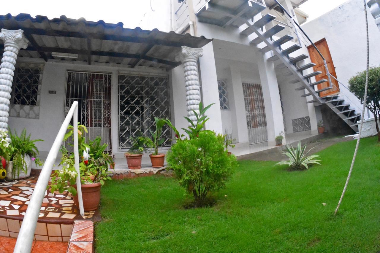 Hotel Santa Martha Managua Extérieur photo