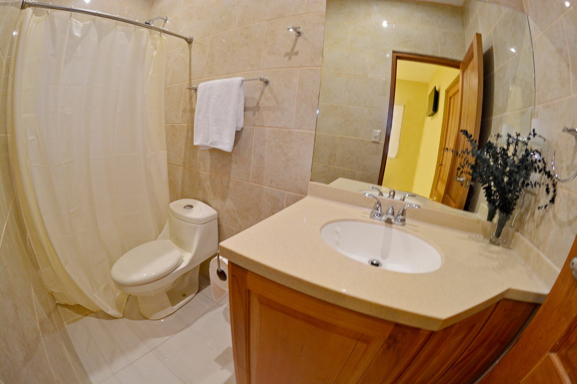 Hotel Santa Martha Managua Extérieur photo